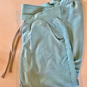 Figs light blue Zamora Jogger Scrub pants size M